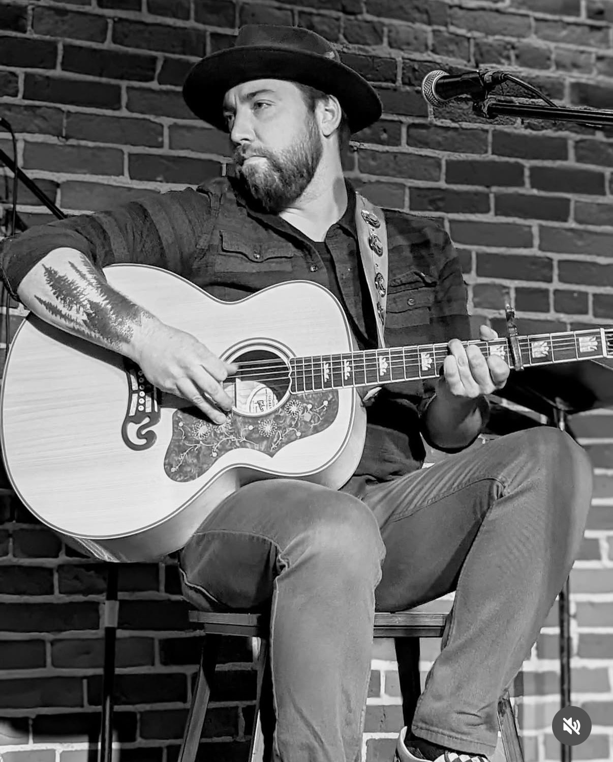 You are currently viewing Live Music Featuring Maxwell Strozzi